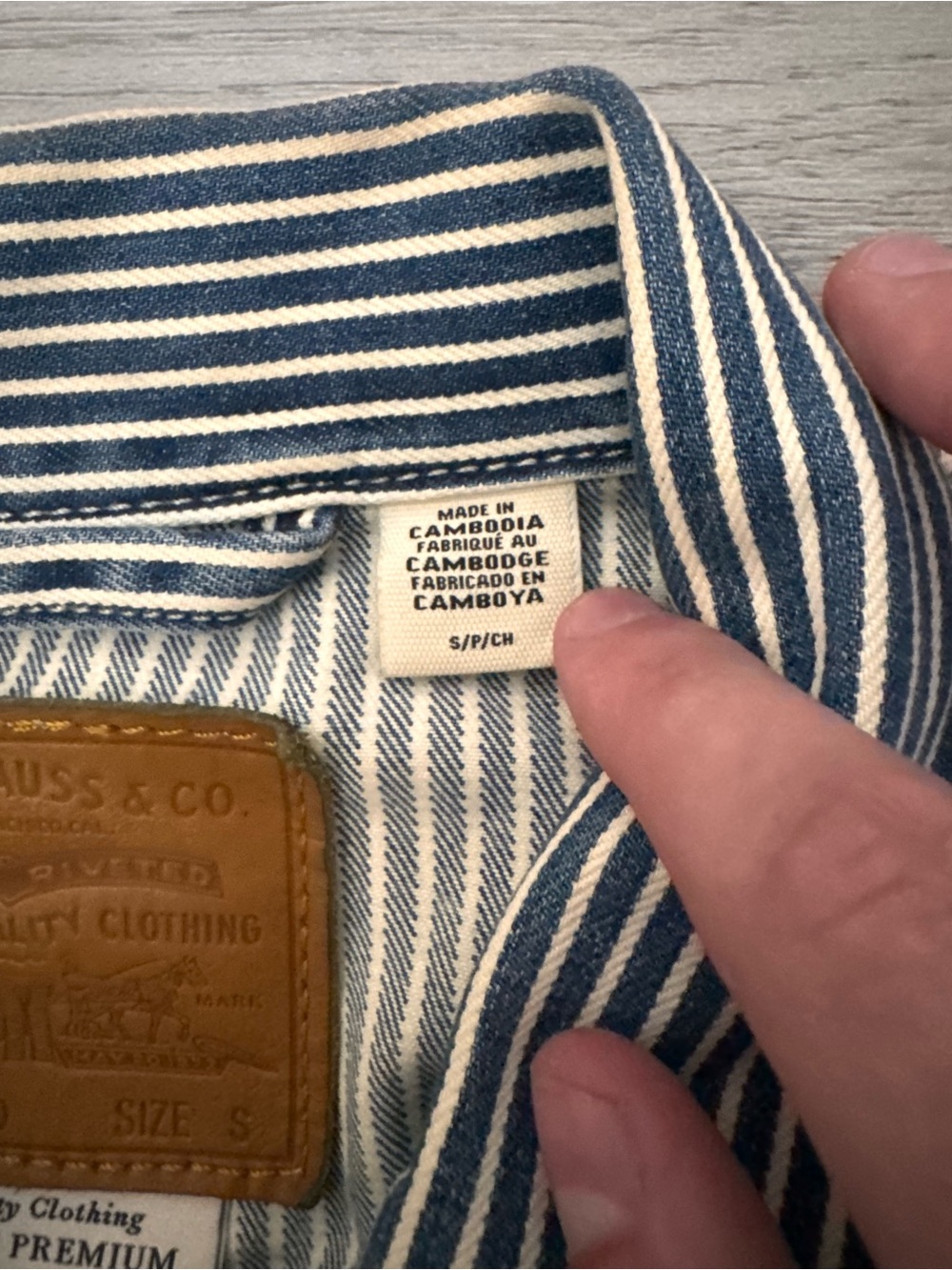 Levi's - Men's Relaxed Fit Striped Trucker Jacket - Blue - Picture 4 of 4
